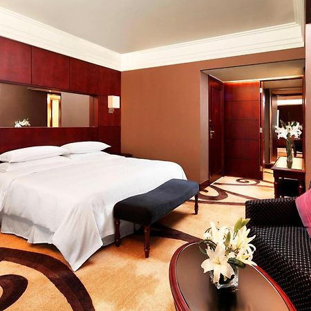 Sheraton Shenzhen Futian Hotel Exterior photo