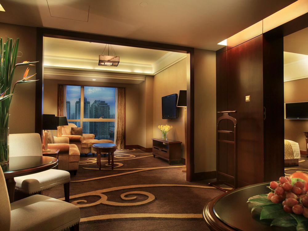 Sheraton Shenzhen Futian Hotel Exterior photo