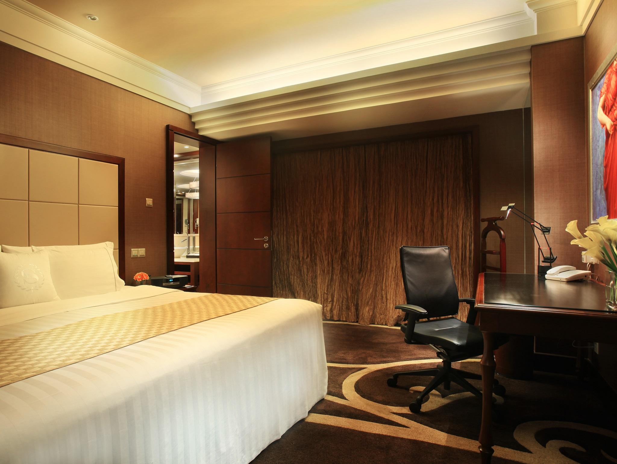 Sheraton Shenzhen Futian Hotel Exterior photo