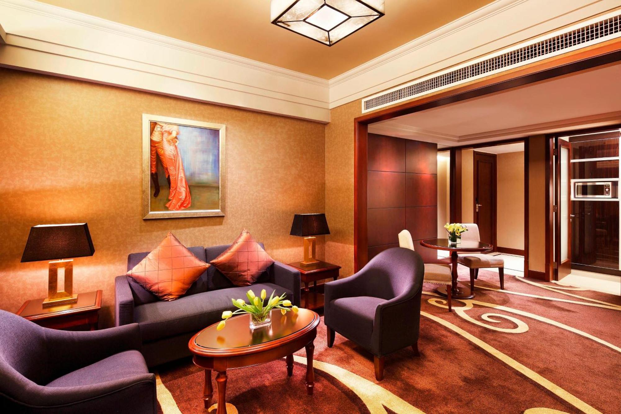 Sheraton Shenzhen Futian Hotel Exterior photo